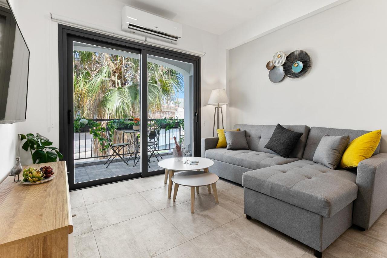 Dreamy 2 Bed Apartment By The Sea Pafos Dış mekan fotoğraf